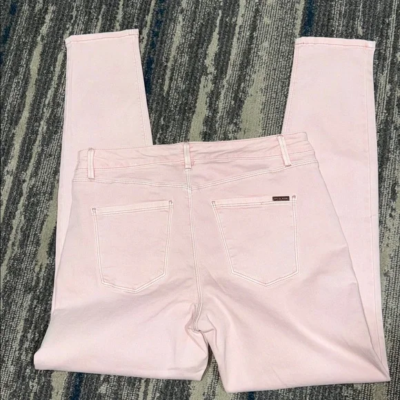 Size 6 X 29in inseam WHBM The Skinny Ankle Light Pink Jeans. Like New - Picture 1 of 4